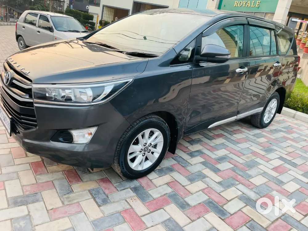 Toyota Innova Crysta 2018