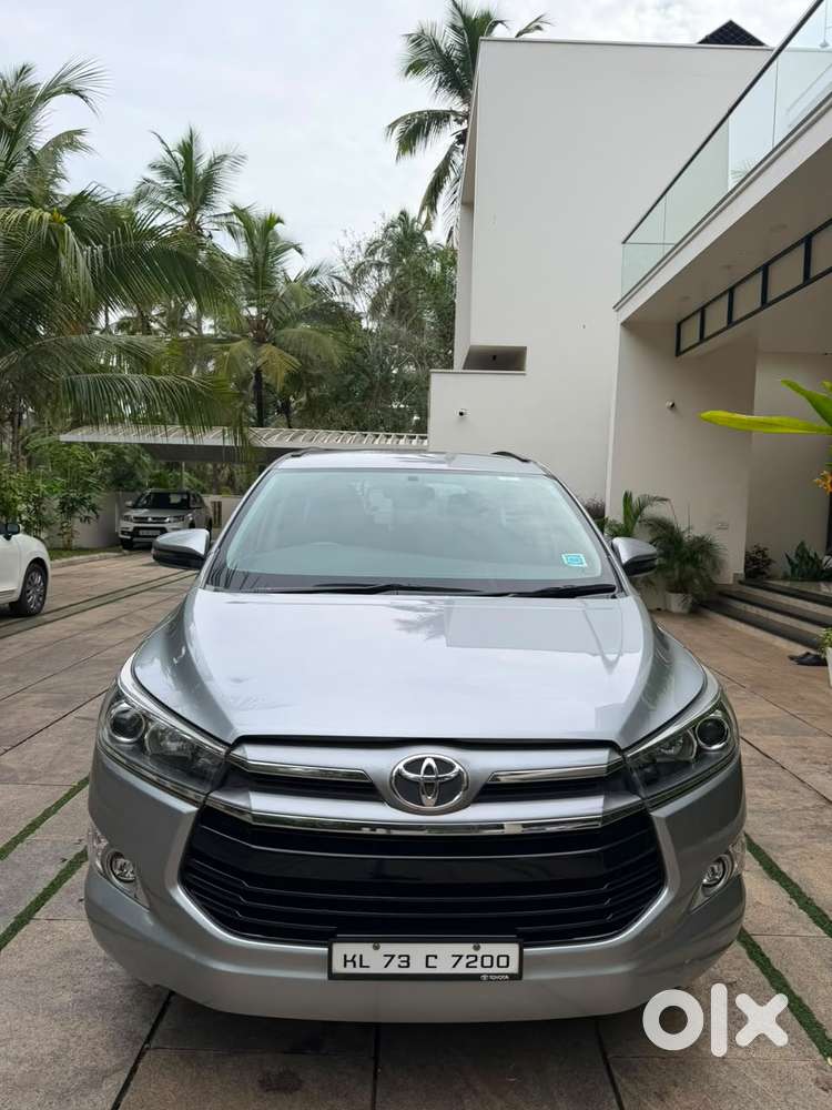 Toyota Innova Crysta 2.4 Leadership Edition, 2018, Petrol