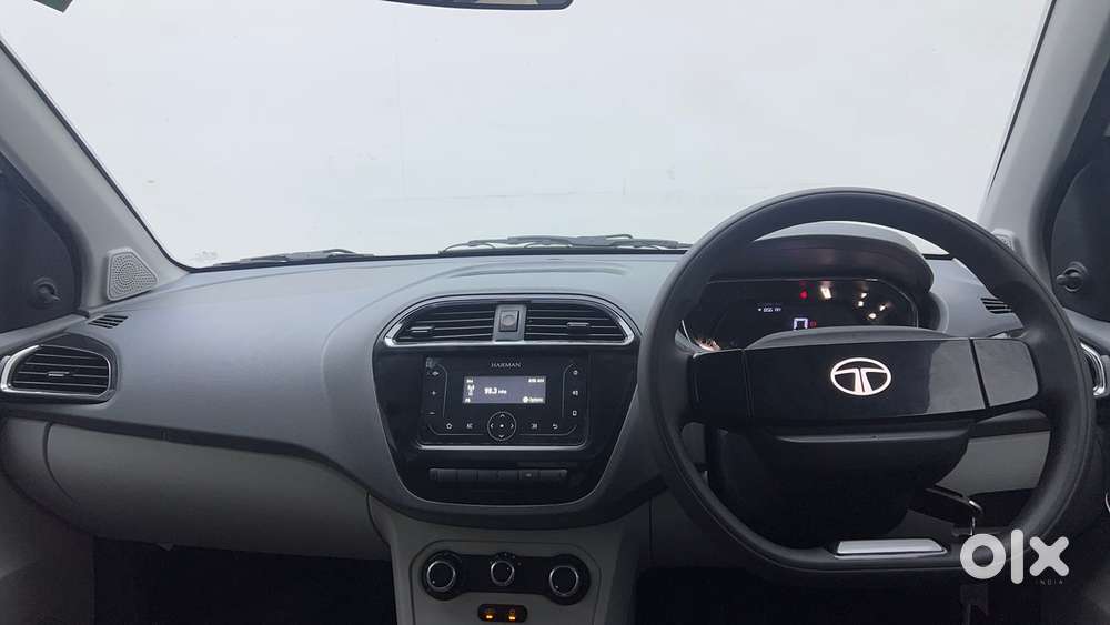 Tata Tiago 1.2 Revotron Xm Cng, 2025, Cng & Hybrids