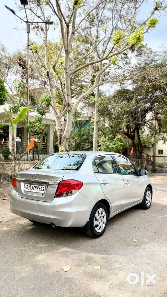 Honda Amaze 2015 Diesel Well Maintained