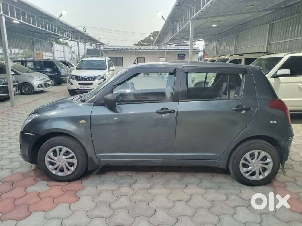 Maruti Suzuki Swift 2004-2010 Vxi Bsiii W/ Abs, 2006, Petrol