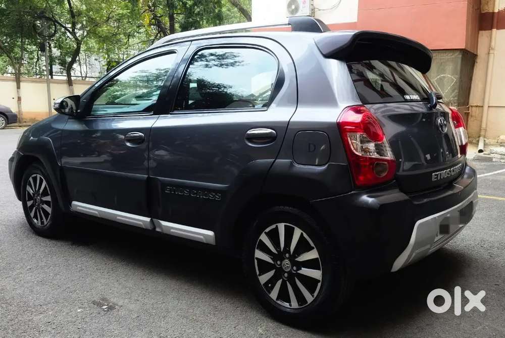 Toyota Etios Cross 2015 Diesel Well Maintained