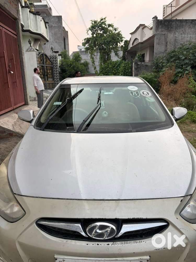 Hyundai Verna Petrol Manual 2015