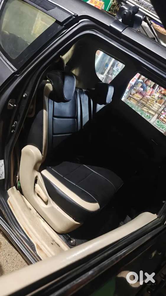 Maruti Suzuki Ertiga 2016 Diesel 200000 Km Driven