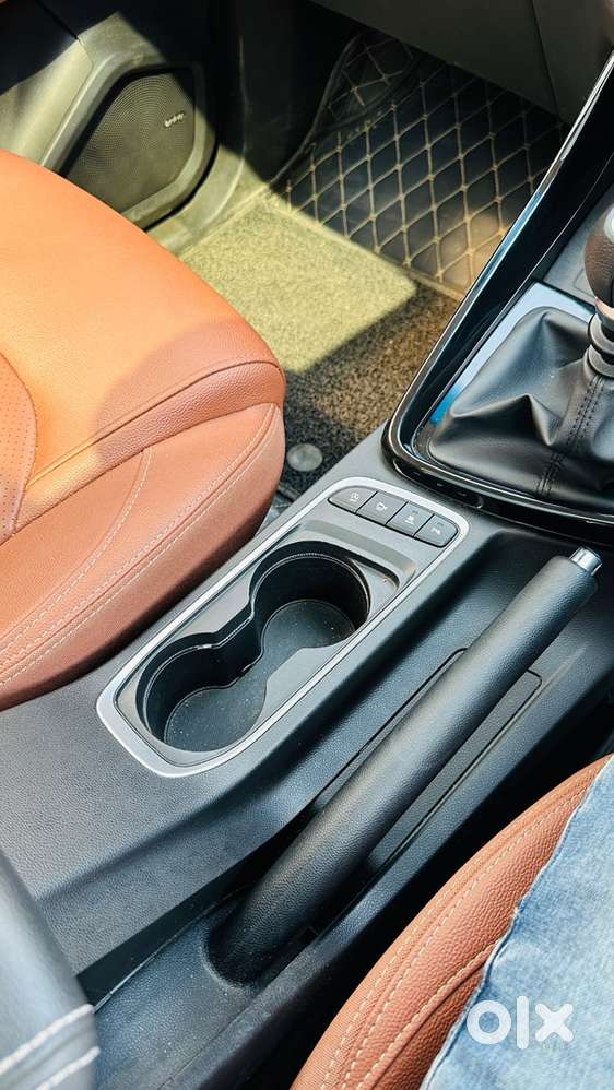 Mg Hector Plus 2021 Year Top Model Sharp 6 Seater