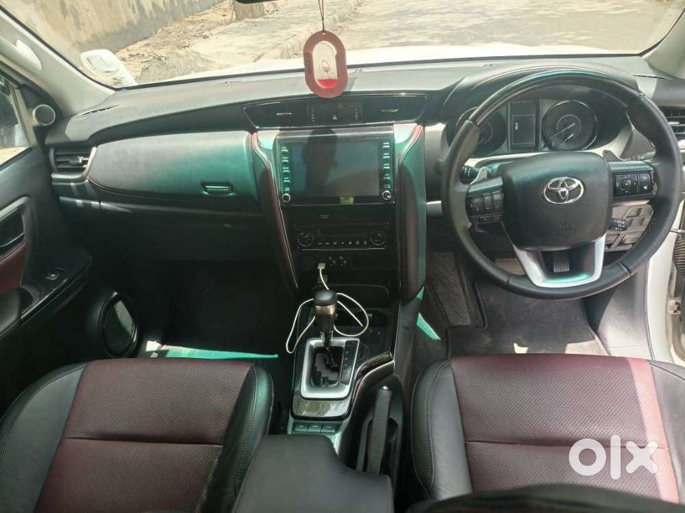Toyota Fortuner Legender 4x2 At 2.8, 2023, Diesel