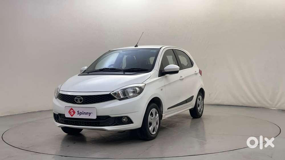 Tata Tiago 1.2 Revotron Xt, 2016, Petrol