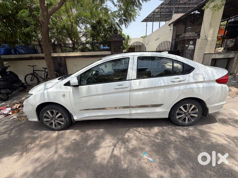 Showroom Condition Honda City Petrol 2019