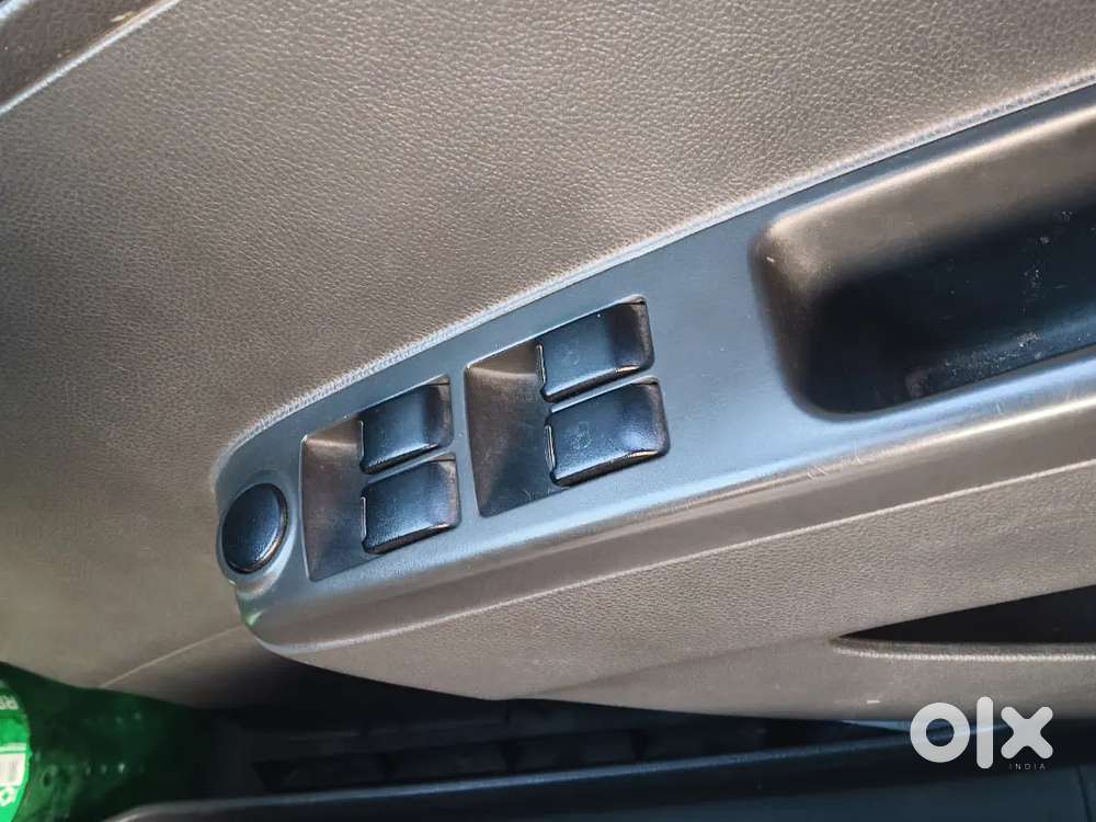 Chevrolet Beat Lt 2011 Petrol