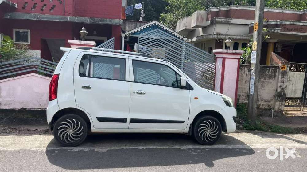 2017 Maruti Suzuki Wagonr Vxi Amt Automatic | First Owner | 64,319 Km