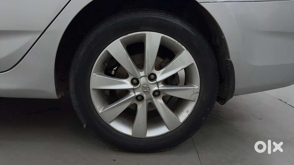 Hyundai Verna 1.6 Vtvt Sx, 2013, Petrol