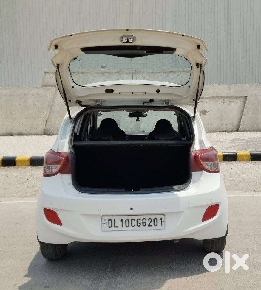 Hyundai Grand I10 Asta Option, 2015, Petrol