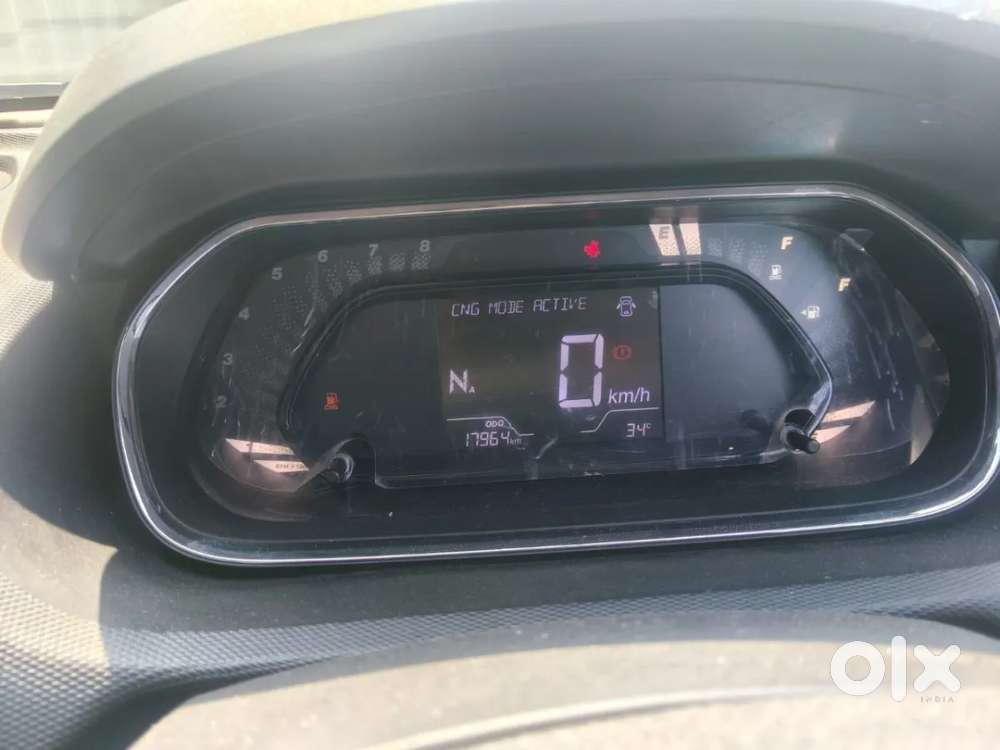 Tata Tiago 1.2 Revotron Xta, 2025, Petrol
