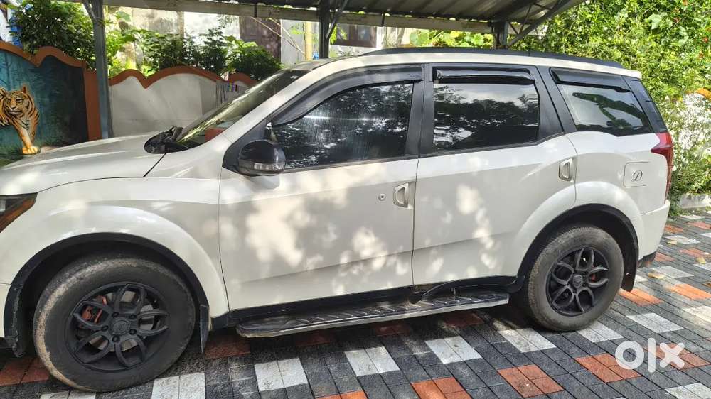 Mahindra Xuv500 2014 Car