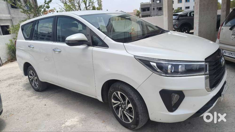 Innova Cresta V Modle 8 सीटर. Mh-20-fz-0111