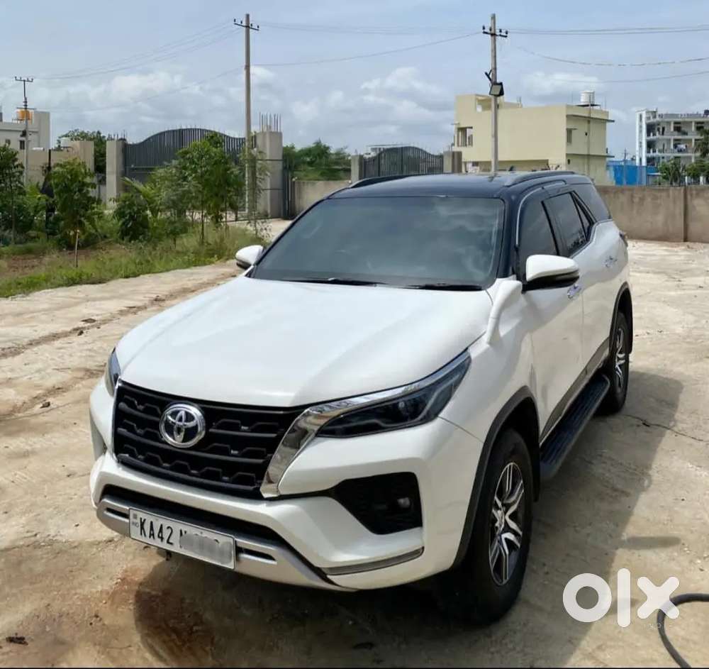Toyota Fortuner 2023 Diesel 64000 Km Driven