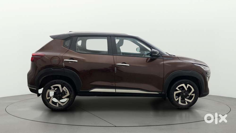 Nissan Magnite 1.0 Xv Premium Turbo Cvt, 2022, Petrol