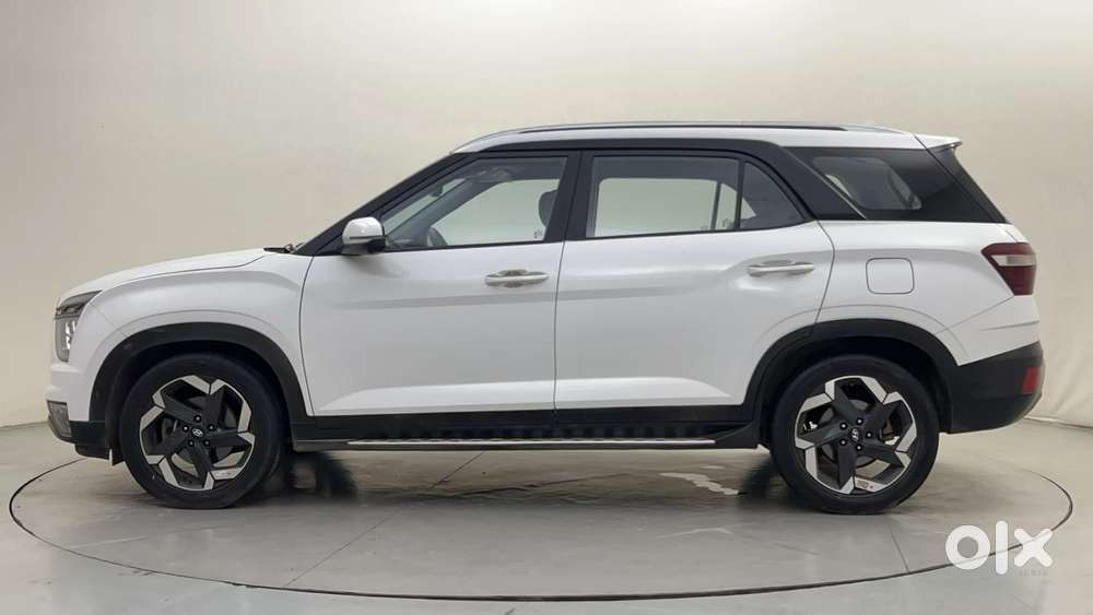 Hyundai Alcazar 2.0 Signature (o) Petrol At 6 Str, 2022, Petrol