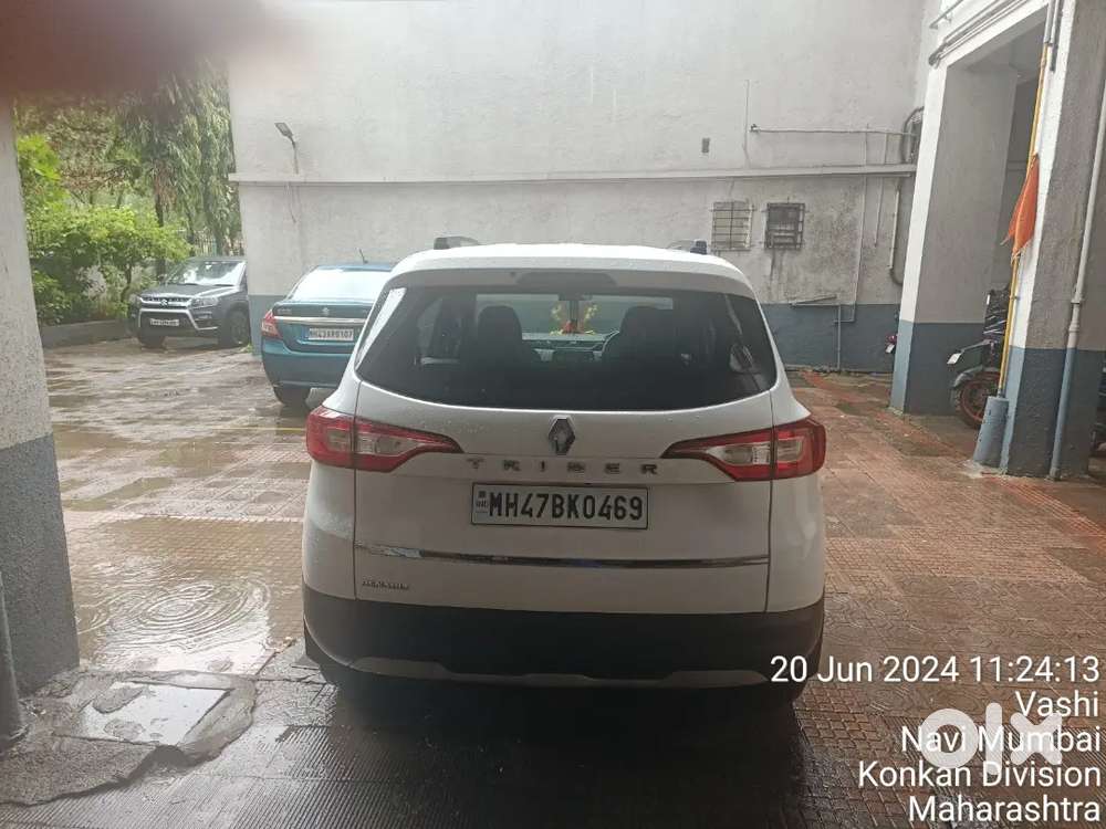 Renault Triber 2023 Petrol Rxt Amt