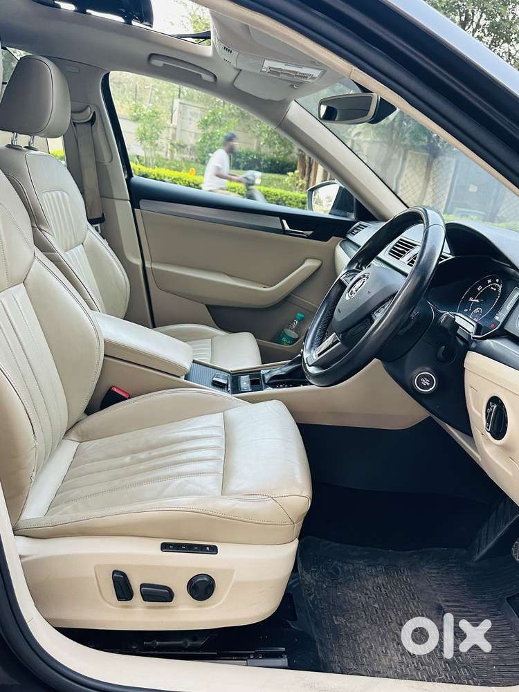 Skoda Superb Style 1.8 Tsi At, 2016, Petrol