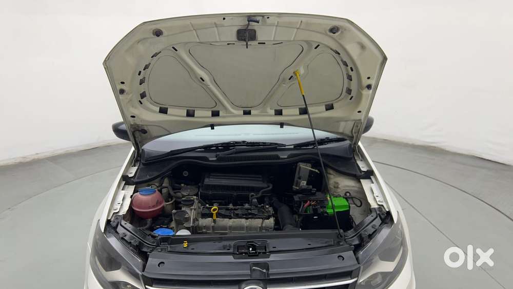 Volkswagen Vento Petrol Highline, 2015, Petrol