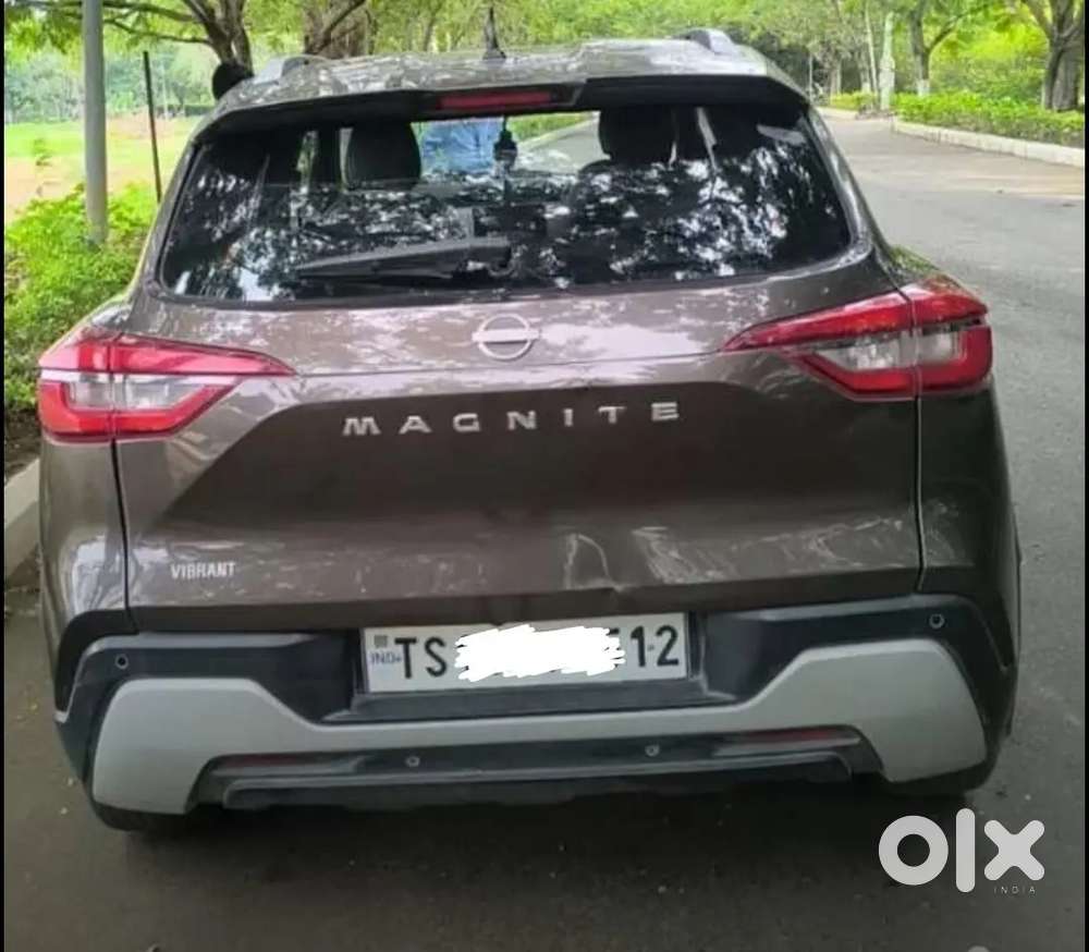Nissan Magnite 1.0 Xv Petrol Manual 2021