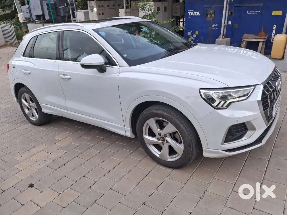 Audi Q3 2023 Premium