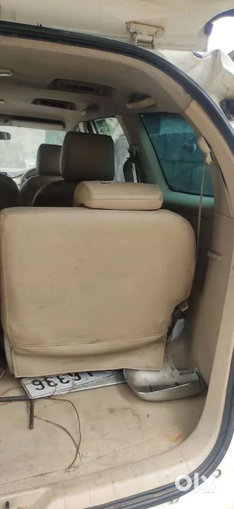 Toyota Innova 2.5 Gx 2006