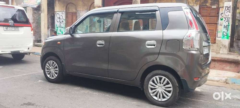Maruti Suzuki Wagon R Zxi, 2022, Petrol