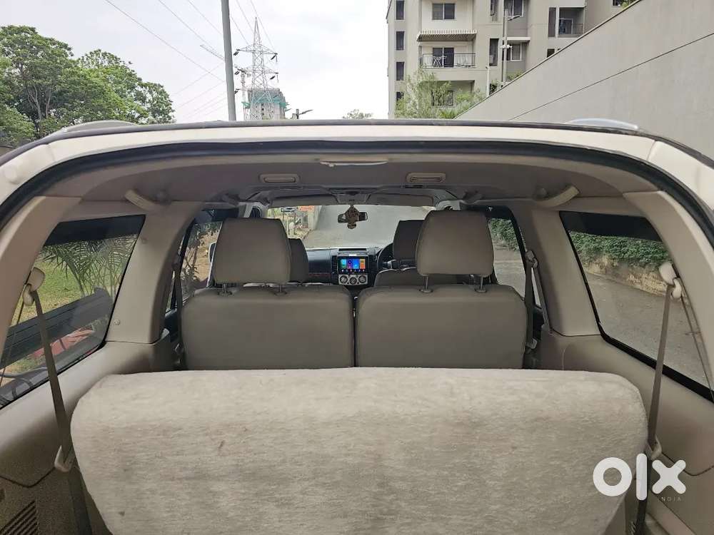 Ford Endeavor 2011 Model Only 1 Lakh Km Driven In Best Condition