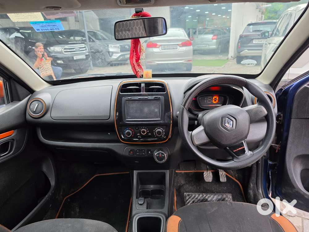 Renault Kwid 1.0 Rxt (o) Easy-r, 2017, Petrol