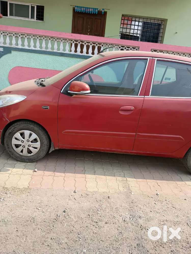 Hyundai I10 Sportz Petrol 2013