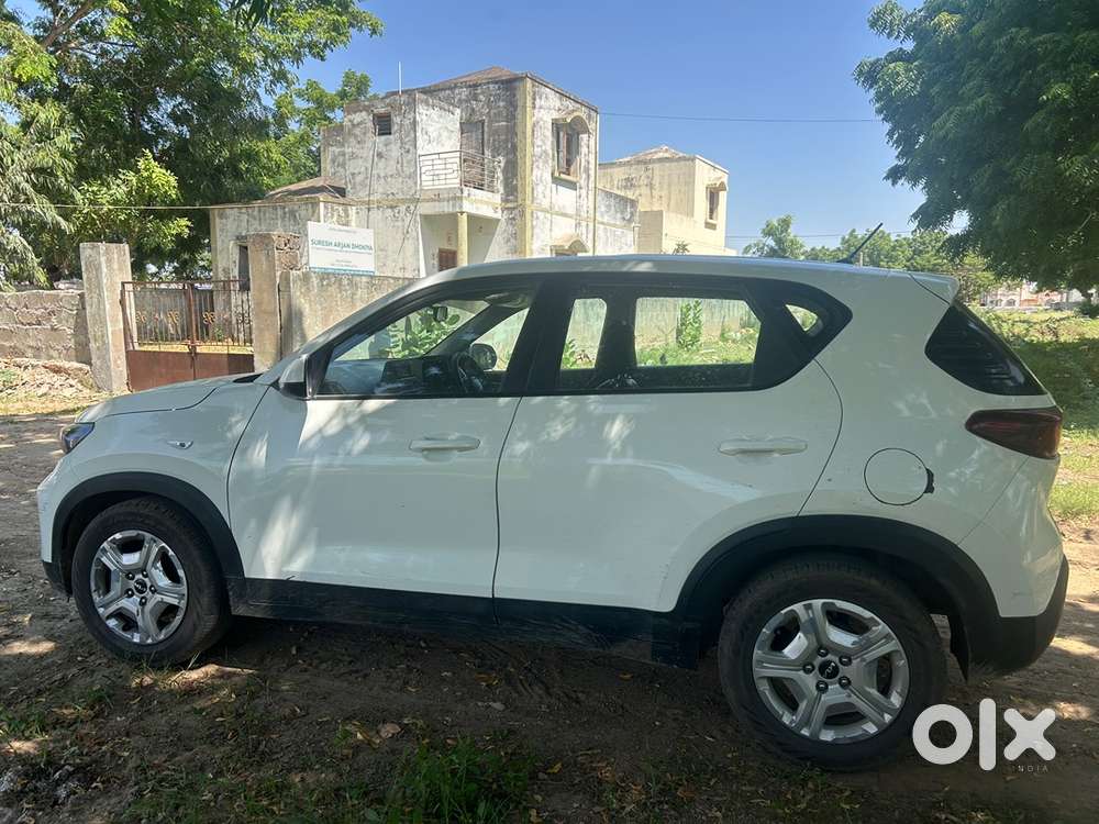 Kia Sonet Petrol Manual | Dec&rsquo;22 | 1st Owner |