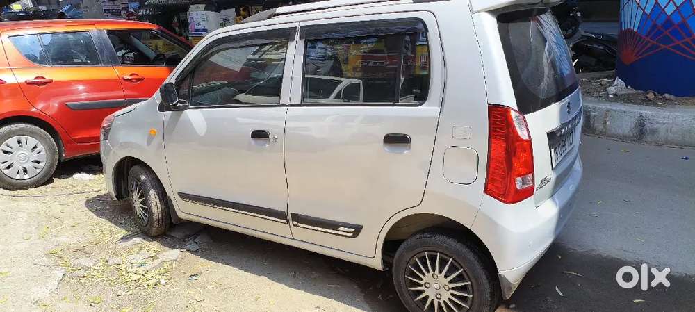 Wagonr Cng+petrol