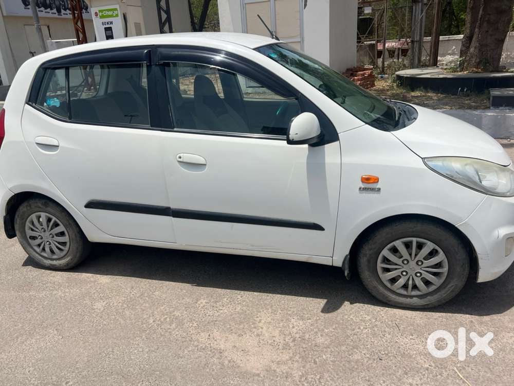 Hyundai I10 2016 Cng & Hybrids 92415 Km Driven
