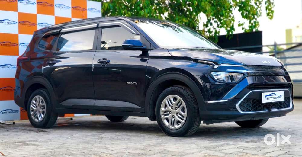 Kia Carens G1.5 6mt Gravity, 2024, Petrol