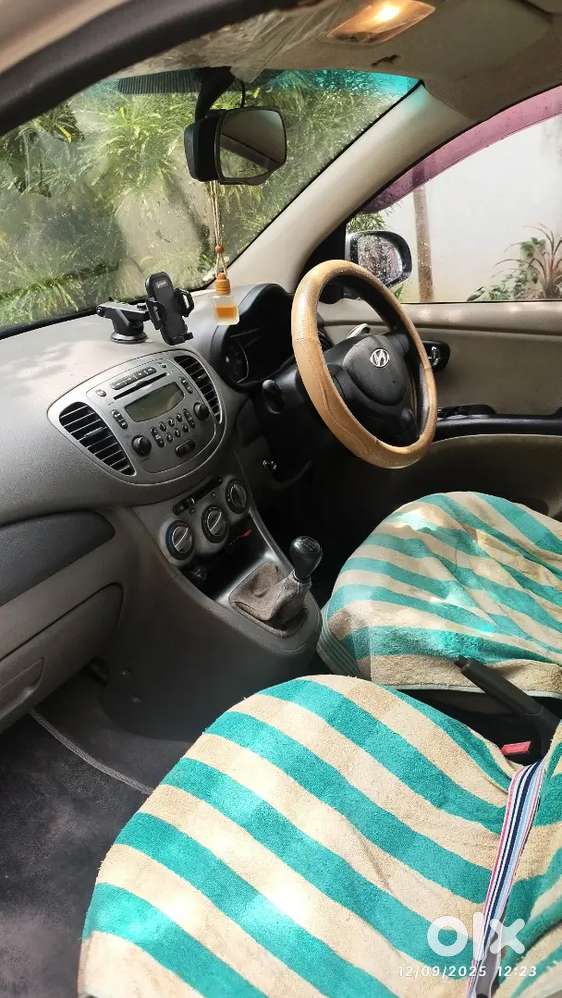 Hyundai I10 Sportz 2012
