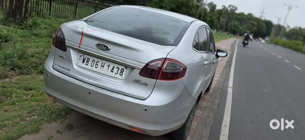 Ford Fiesta Global Taitanium Diseal 2011
