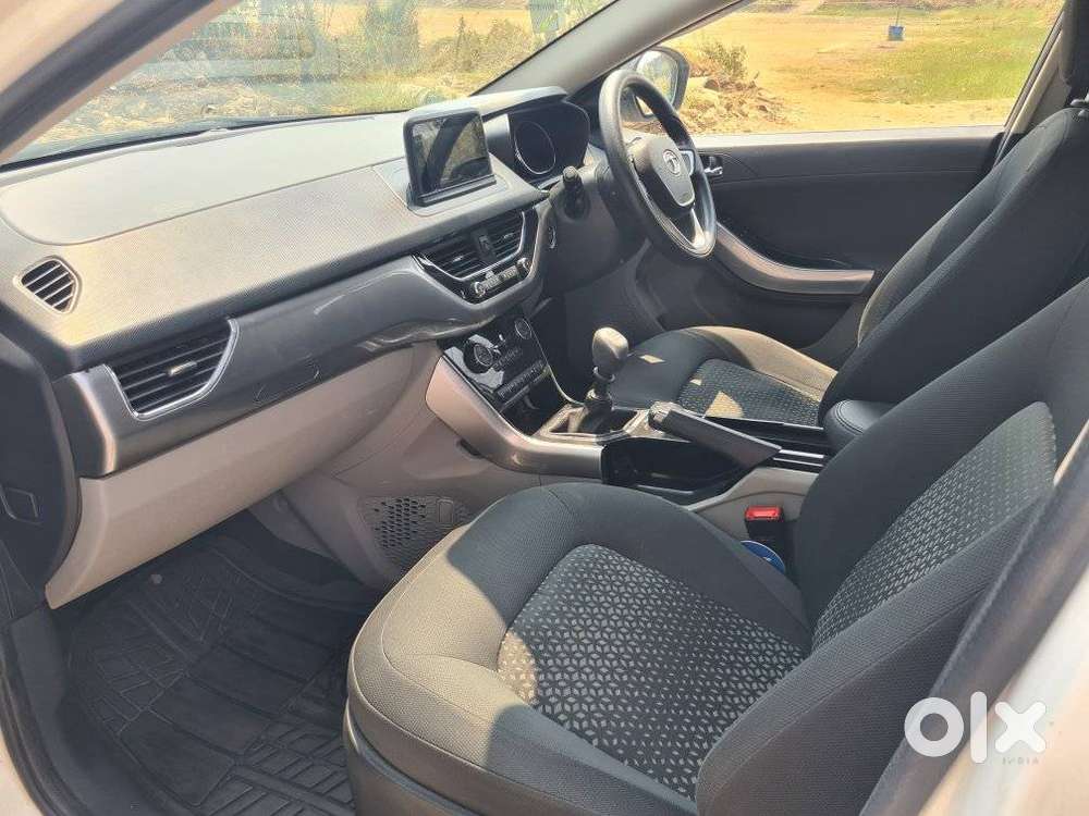 Tata Nexon 1.5 Revotorq Xz Plus Premium, 2018, Diesel