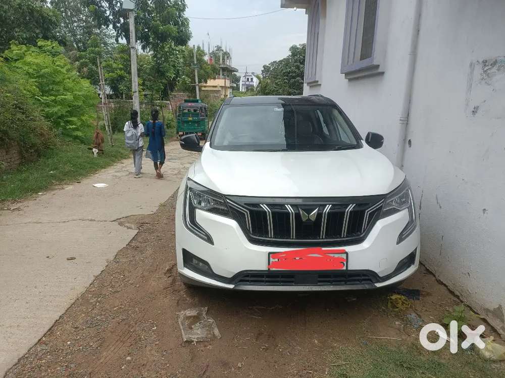 Mahindra Xuv700 2022 Petrol 92000 Km Driven