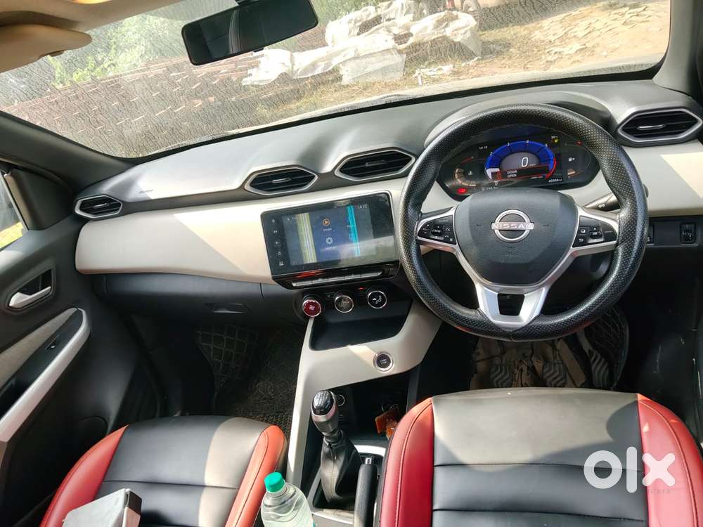 Nissan Magnite 1.0 Xv, 2023, Petrol