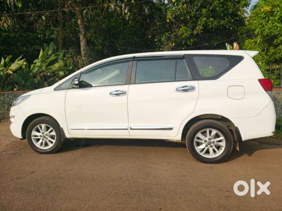 Toyota Innova Crysta 2.8 Gx At, 2016, Diesel