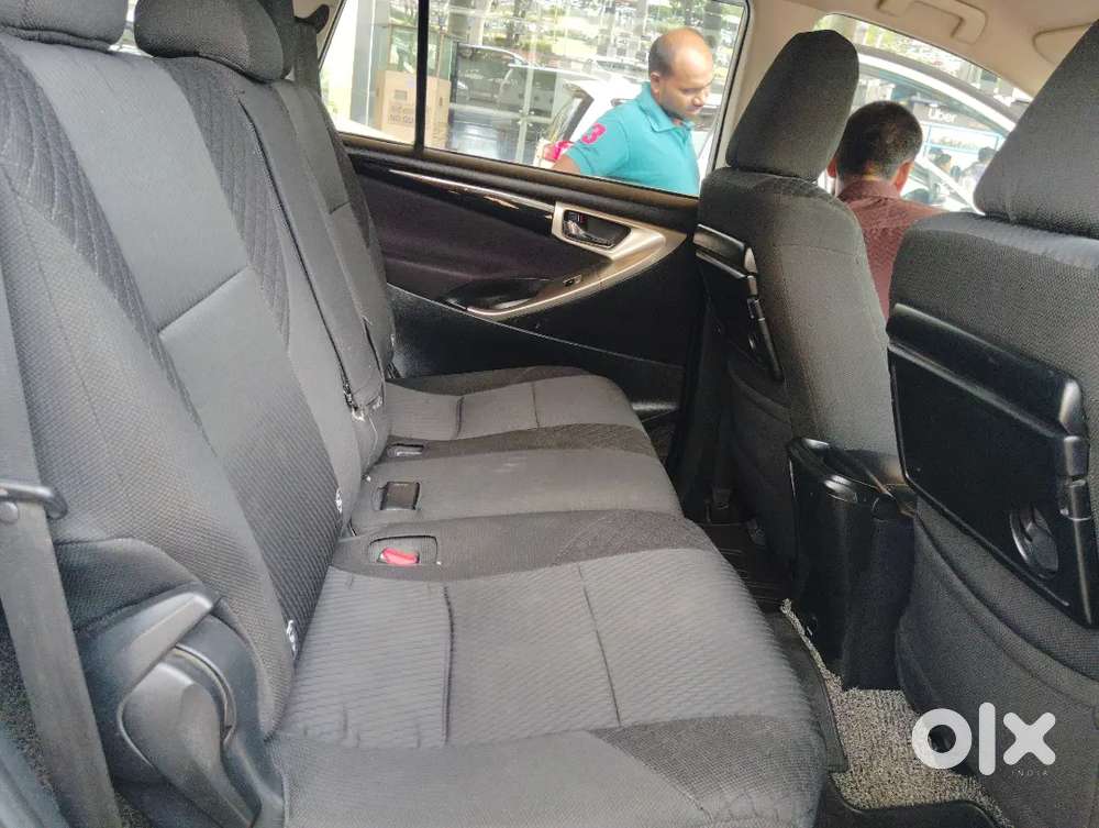 Toyota Innova Crysta 2018