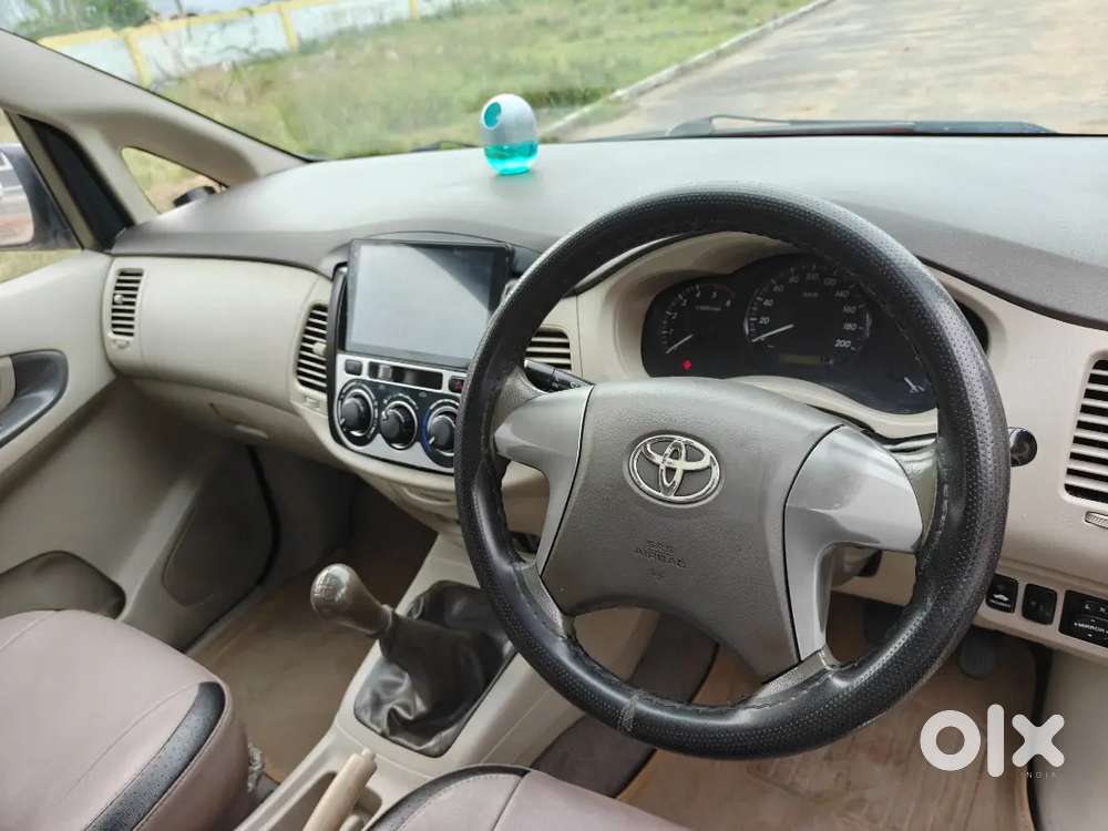 Toyota Innova Diesel 2.5 Manual 2013