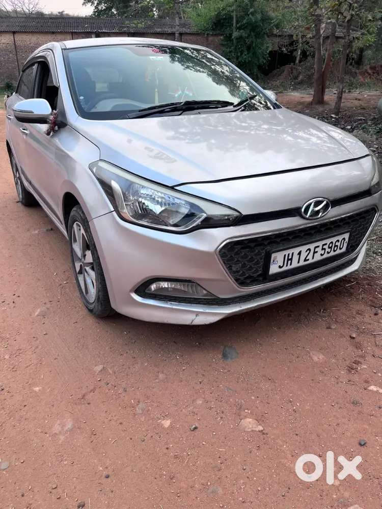 Hyundai I20 2014 Petrol 100000 Km Driven