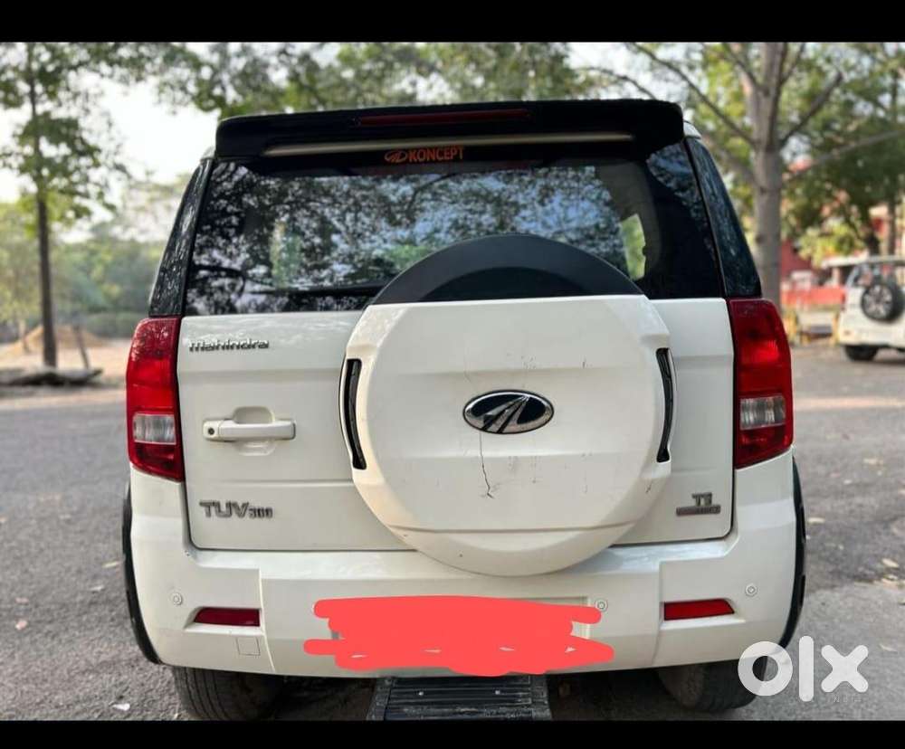 Mahindra Tuv 300 T8 Amt 2016 Diesel 91000 Km Driven