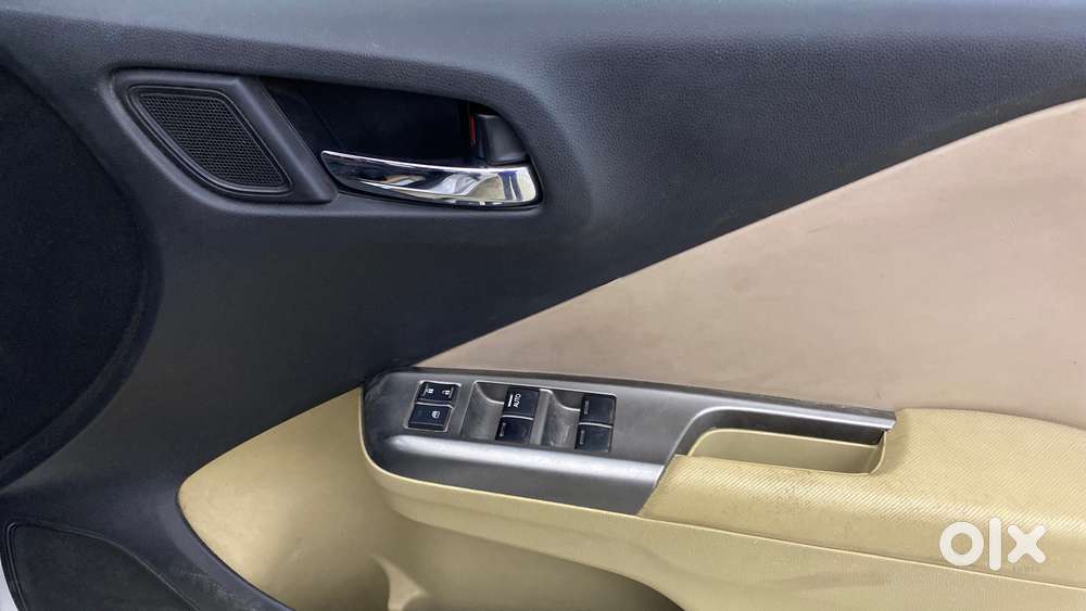 Honda City 2015-2017 I Vtec V, 2016, Petrol