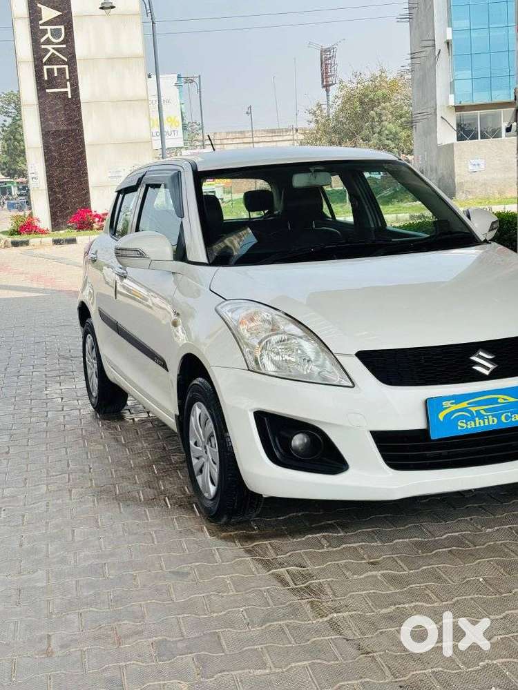 Maruti Suzuki Swift Lxi Optional-o, 2017, Petrol