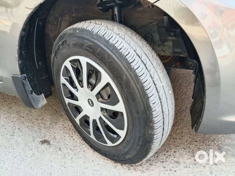 Maruti Suzuki Swift Dzire Vdi Optional, 2016, Diesel