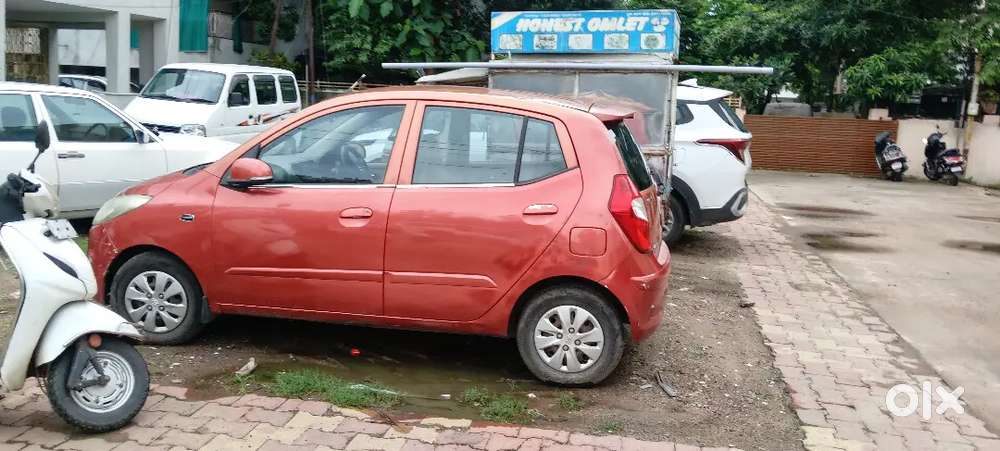 Hyundai I10 Sportz Petrol 2010